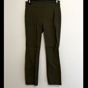 RW&CO “legging” cropped dress pants - size small